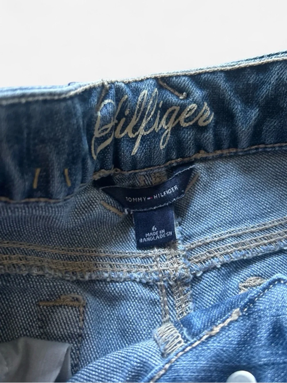 Tommy Hilfiger classic light